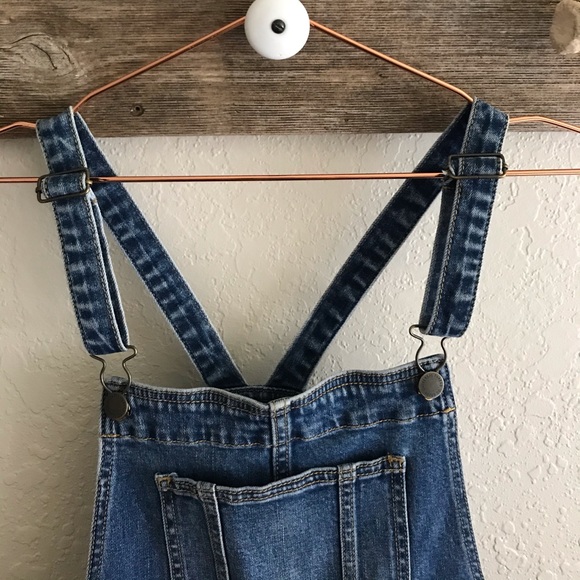 Universal Thread Jean overalls - Picture 3 of 4